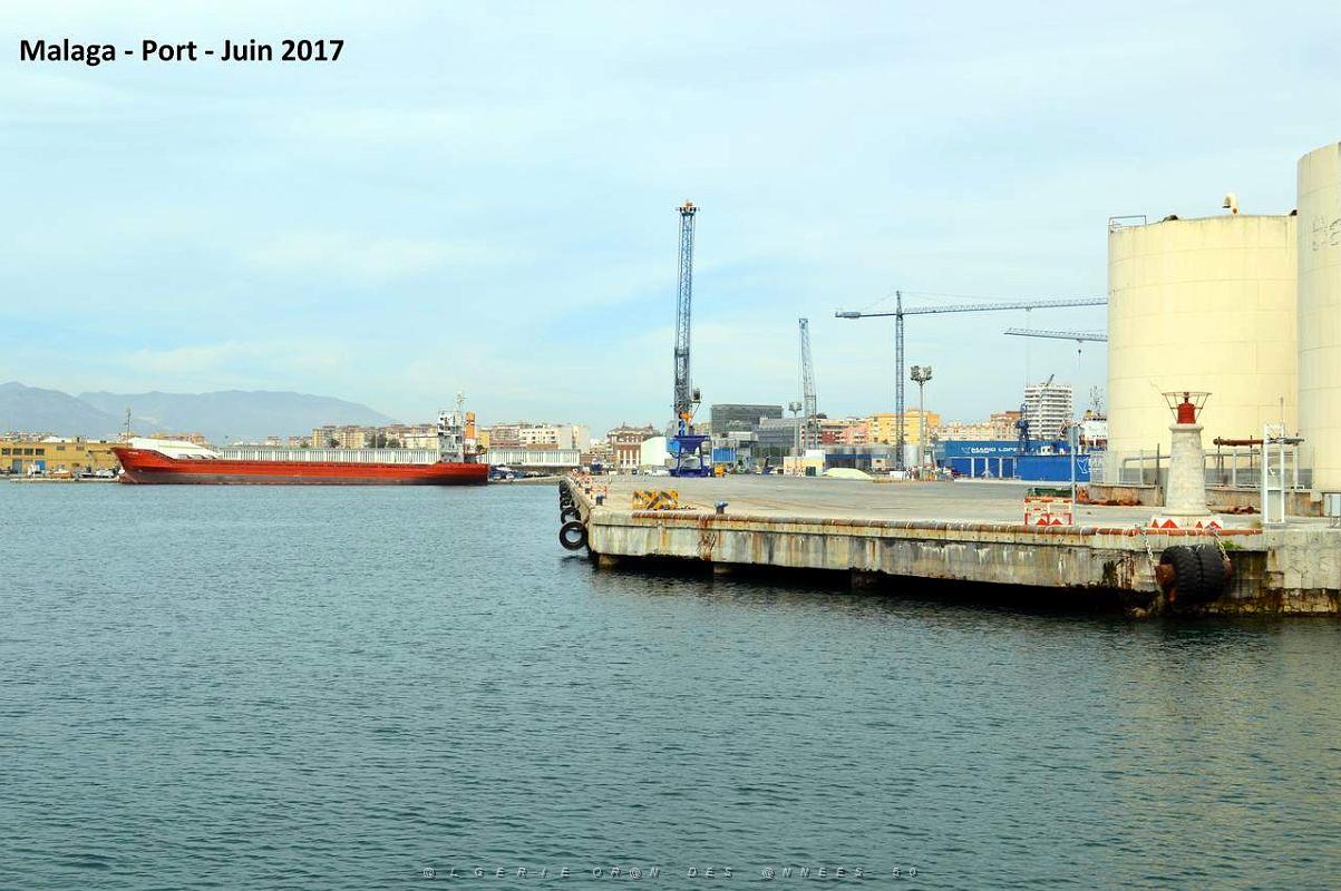 280- Malaga port.JPG